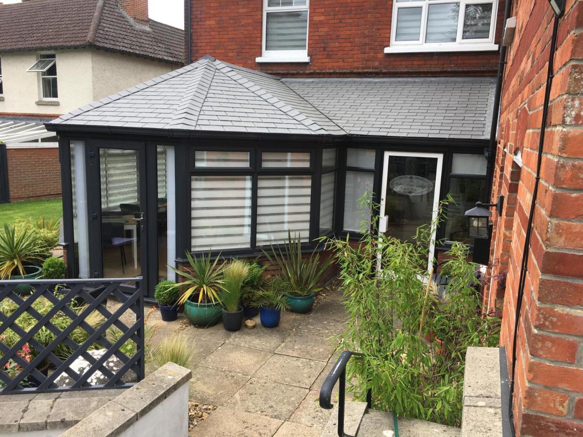 The Edwardian Lodge Guest House Salisbury Exterior foto